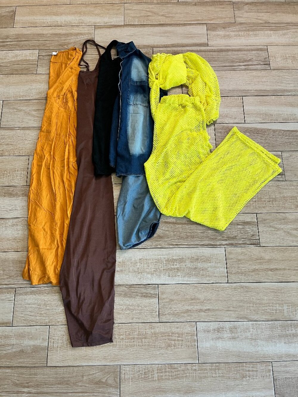 Womens Bundle of 5 Dresses/Jumpsuits - XL